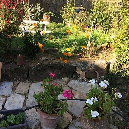 Deux D Hotes Attenantes Avec Salon Salle A Manger Privatif En Cevennes Gardoises סן-ז'אן-דו-גאר