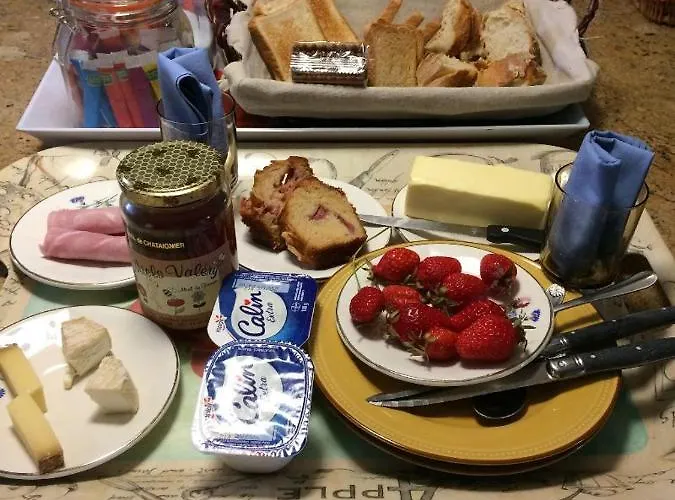Bed & Breakfast Deux D Hôtes Attenantes Avec Salon Salle à Manger Privatif En Cévennes Gardoises 3*